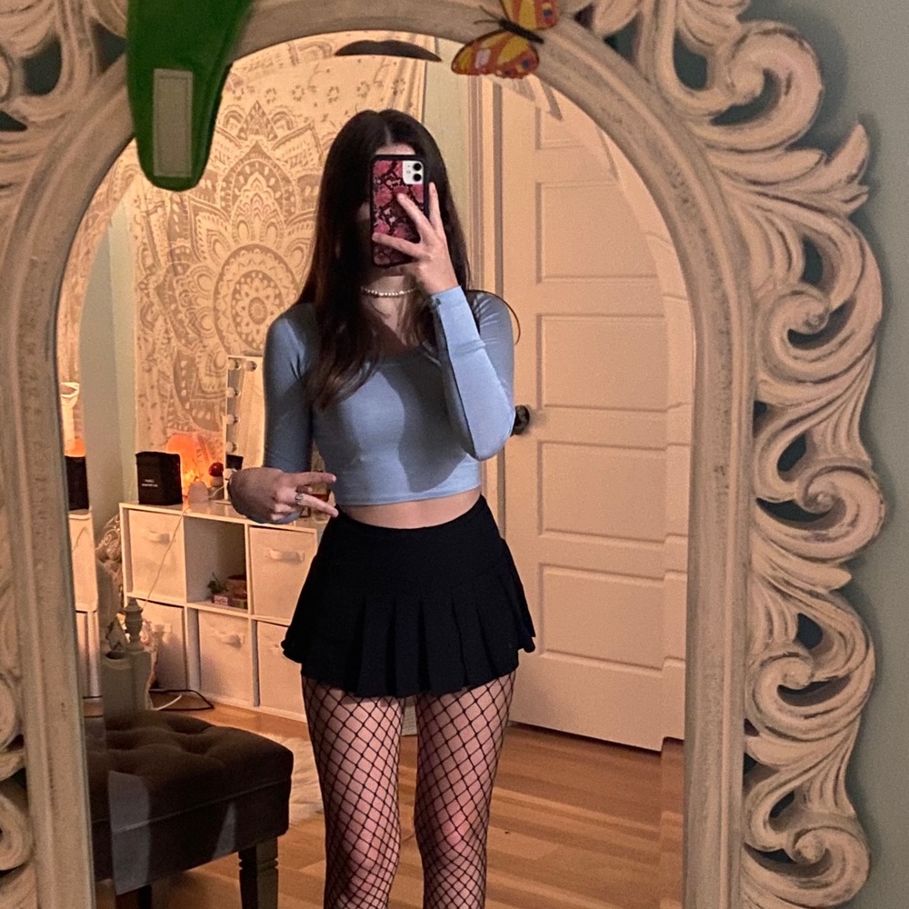 Meet your Posher, Laurel